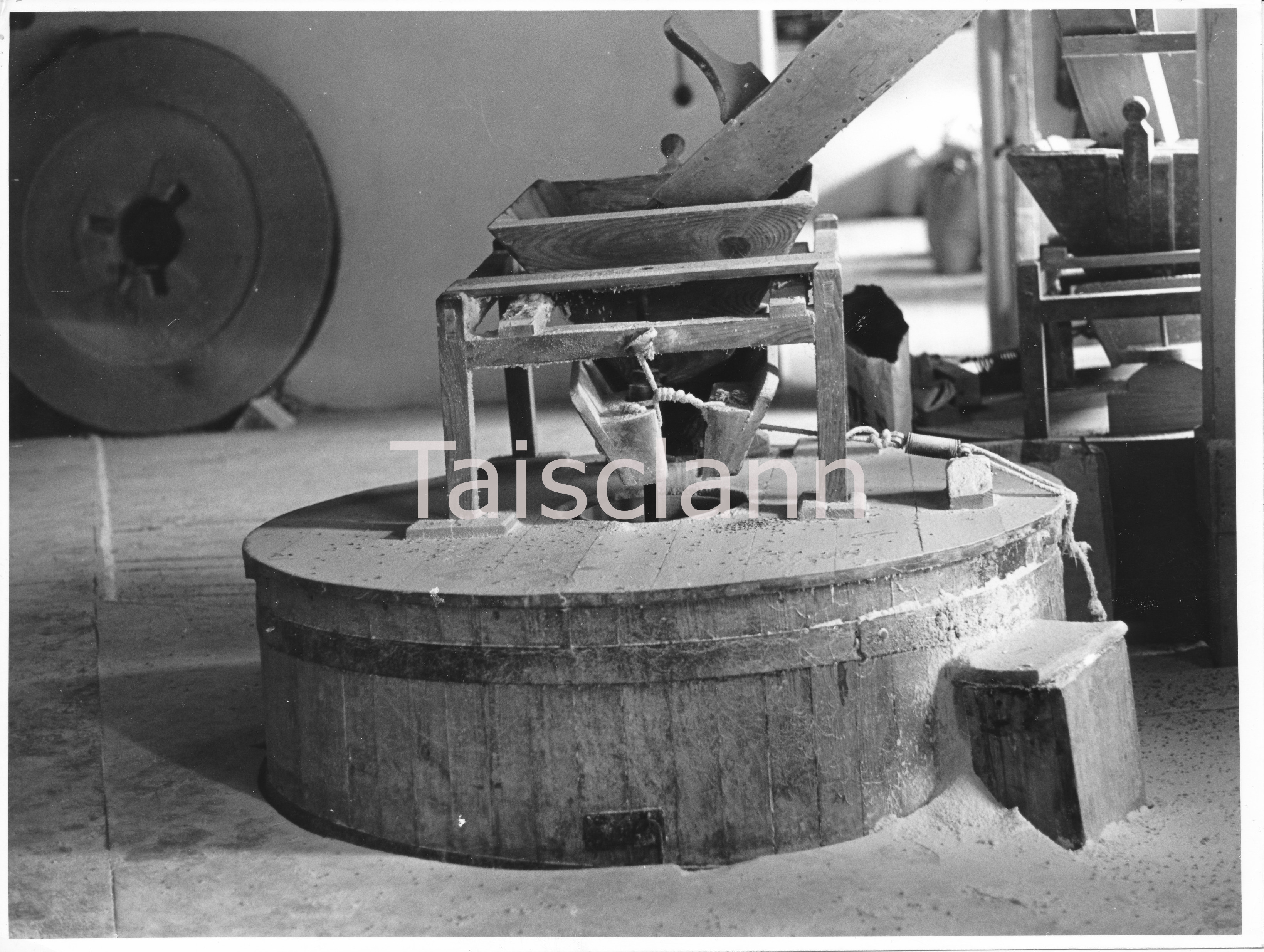 Stone ground flour being milled at Roscrea.