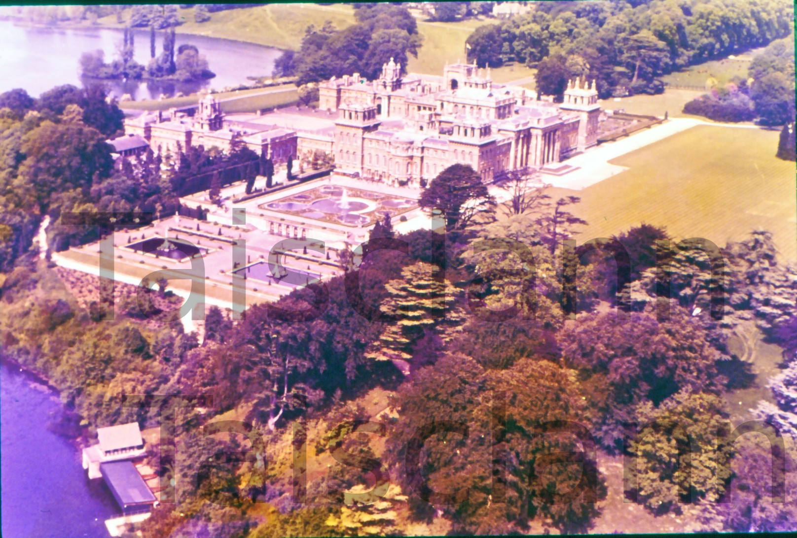 Blenheim Palace. - Colin A Humphrey (Photographer).